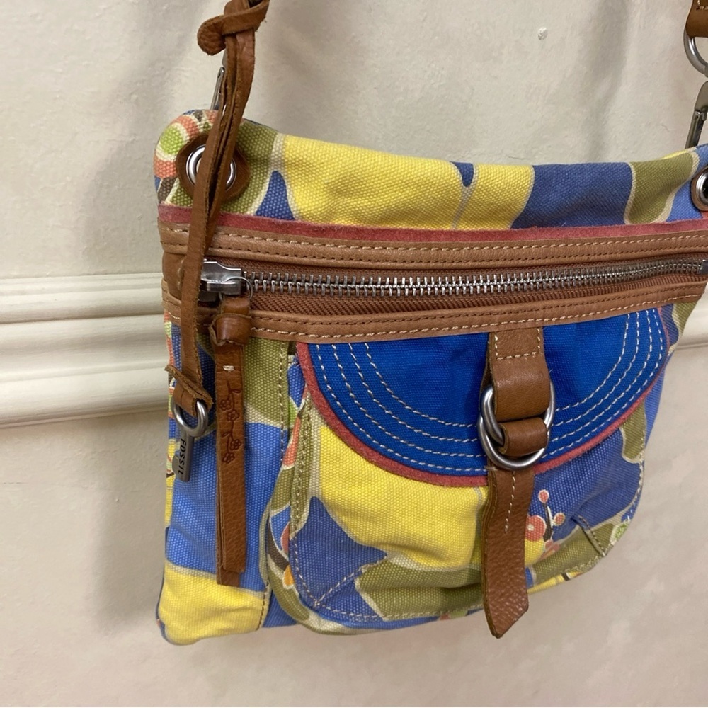 Fossil canvas crossbody - Picture 2 of 7